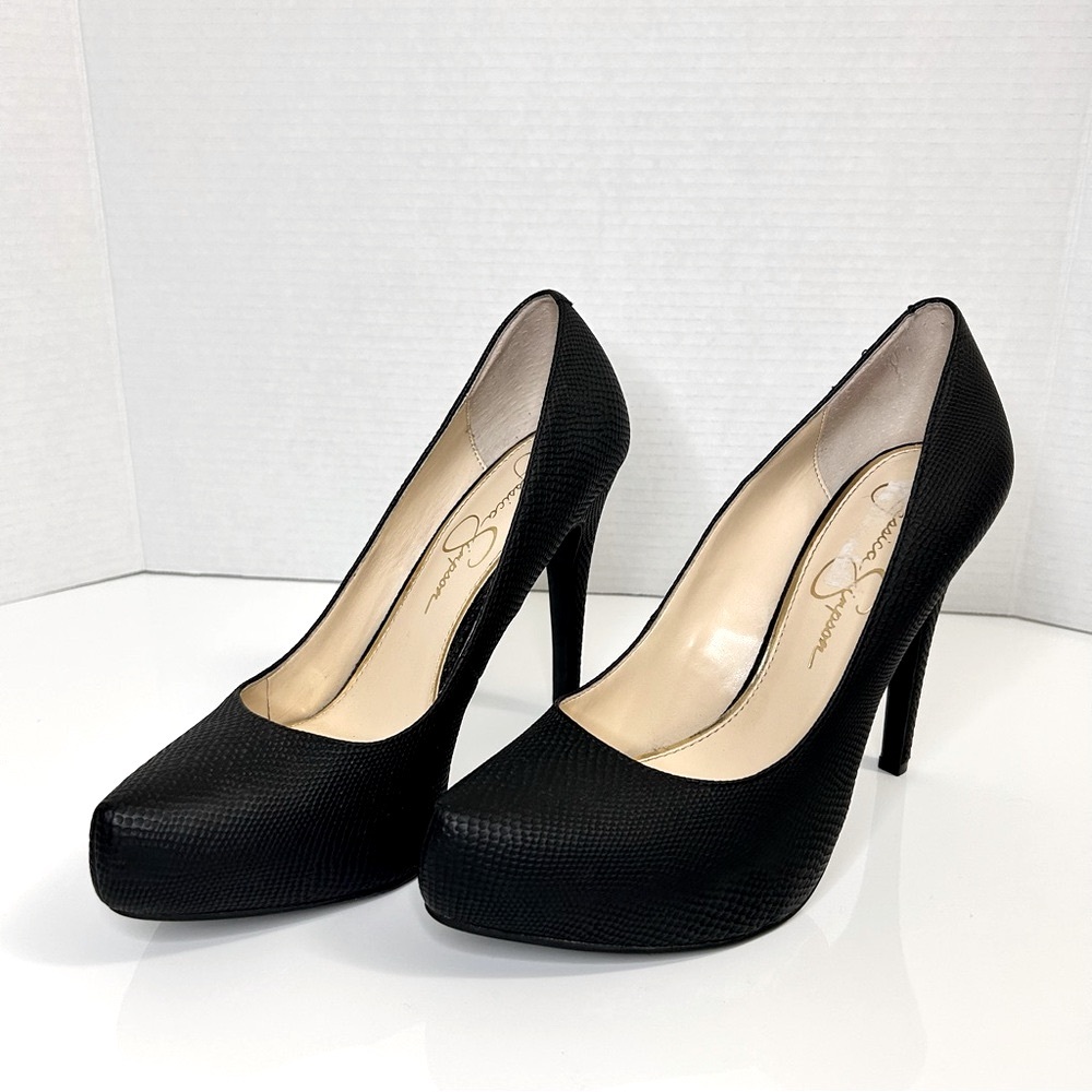 Jessica Simpson Classic Black Heels - Picture 10 of 11